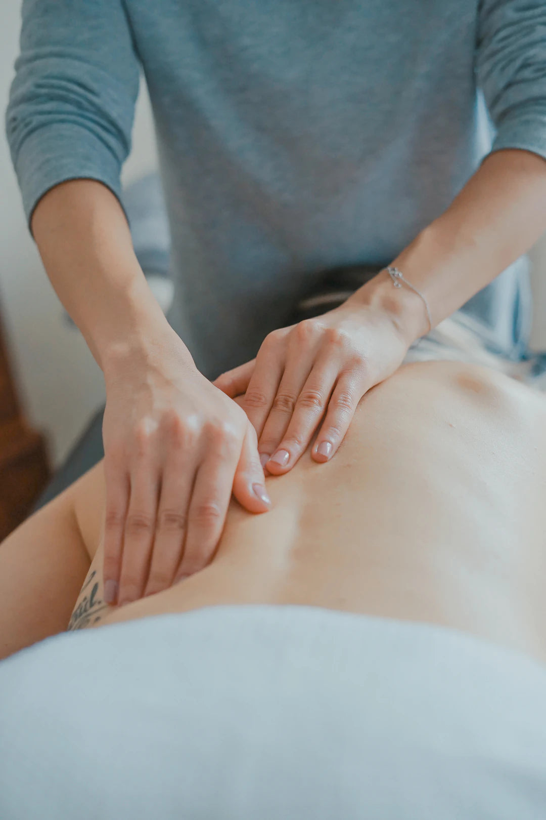 The Science Behind Percussion Therapy: How Massage Guns Work